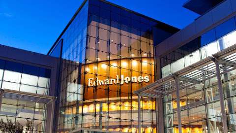 Jobs in Edward Jones - Financial Advisor: Matthew H Theis - reviews